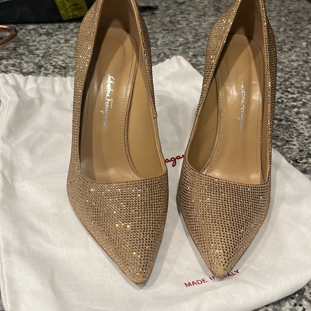 Salvatore Ferragamo Pumps - Picture 3 of 3